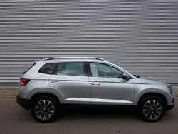 Silber Gebraucht 2020 Skoda Karoq Drive SUV | 19.980 € (Superpreis)