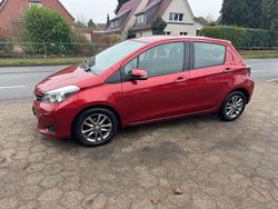 Rot Gebraucht 2014 Toyota Yaris Edition Kleinwagen | 4.500 € (Fairer Preis)