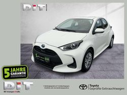 Schneeweiß Gebraucht 2023 Toyota Yaris Hybrid Business Edition Kleinwagen | 18.390 € (Guter Preis)