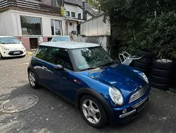 Blau Gebraucht 2004 Mini Cooper Kleinwagen | 1.400 €