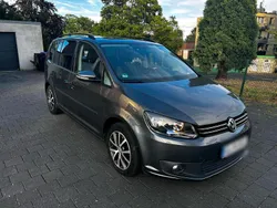 Grau Gebraucht 2012 VW Touran Match Van / Kleinbus | 5.500 € (Guter Preis)