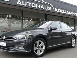 Grau Gebraucht 2020 VW Passat Elegance Limousine | 26.550 € (Guter Preis)