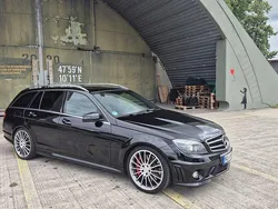 Schwarz Gebraucht 2011 Mercedes C63 AMG AMG Kombi | 41.500 € (Teuer)