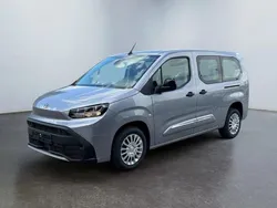 Silber Neu 2025 Toyota Proace Verso Business Edition Kombi | 29.889 € (Fairer Preis)