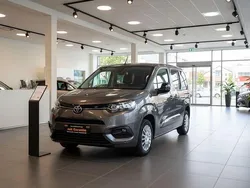 Dark grey (metallic) Gebraucht 2022 Toyota Proace Verso City Kombi | 19.700 € (Guter Preis)