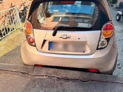 Silber Gebraucht 2011 Chevrolet Spark Kleinwagen | 900 € (Guter Preis)
