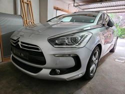 Grau Gebraucht 2015 Citroën DS5 Kleinwagen | 8.490 €