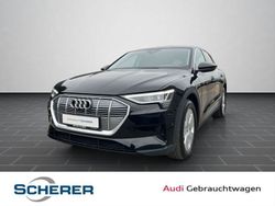 Brillantschwarz Gebraucht 2022 Audi e-tron Basis SUV | 28.900 € (Fairer Preis)