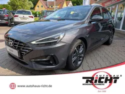 Blau Gebraucht 2024 Hyundai i30 Trend Kombi | 21.460 € (Guter Preis)