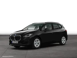 Schwarz Gebraucht 2024 BMW 230e Active Tourer Van / Kleinbus | 47.217 € (Fairer Preis)