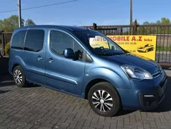 Blau Gebraucht 2016 Citroën Berlingo Feel Van / Kleinbus | 6.500 € (Superpreis)