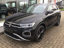 Grenadillschwarz metallic Neu 2025 VW T-Roc IQ Drive SUV | 33.990 € (Superpreis)