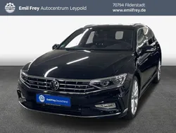 Deep black perleffekt Gebraucht 2023 VW Passat Elegance Kombi | 33.890 € (Etwas zu teuer)