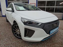 Polar white / sol Gebraucht 2017 Hyundai Ioniq Premium Kleinwagen | 12.750 € (Fairer Preis)