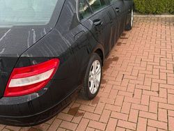 Schwarz Gebraucht 2009 Mercedes C180 Limousine | 7.600 € (Fairer Preis)