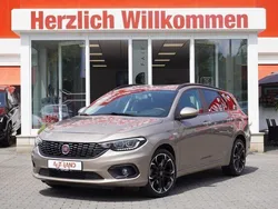 Sabbiaperlamet. (metallic) Gebraucht 2020 Fiat Tipo Lounge Kombi | 15.990 € (Etwas zu teuer)