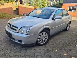 Silber Gebraucht 2003 Opel Vectra Elegance Limousine | 2.850 € (Etwas zu teuer)