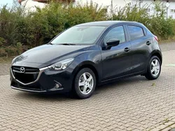 Schwarz Gebraucht 2015 Mazda 2 Exclusive-Line Limousine | 7.990 € (Guter Preis)