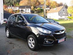 Schwarz Gebraucht 2010 Hyundai ix35 SUV | 7.390 € (Fairer Preis)