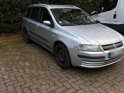 Grau Gebraucht 2006 Fiat Stilo Kombi | 2.150 € (Teuer)