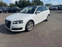 Weiß Gebraucht 2011 Audi A3 Sportback Ambition Limousine | 5.490 € (Fairer Preis)