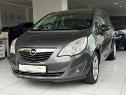 Grau Gebraucht 2010 Opel Meriva Edition Van / Kleinbus | 2.790 € (Superpreis)