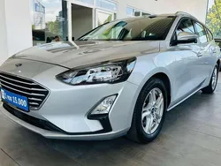 Polarsilber metallic Gebraucht 2021 Ford Focus Cool & Connect Kombi | 17.470 € (Guter Preis)