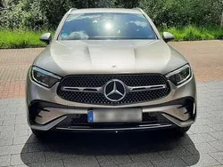 Beige Gebraucht 2022 Mercedes GLC200 SUV | 44.700 € (Fairer Preis)