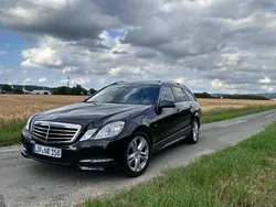 Schwarz Gebraucht 2012 Mercedes E250 Avantgarde Limousine | 9.499 € (Superpreis)