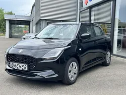 Super black pearl Neu 2025 Suzuki Swift Club Limousine | 19.390 €
