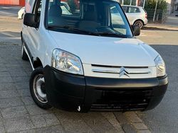 Weiß Gebraucht 2008 Citroën Berlingo Van / Kleinbus | 3.800 € (Fairer Preis)