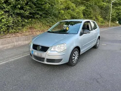 Silber Gebraucht 2006 VW Polo Kleinwagen | 2.300 € (Etwas zu teuer)