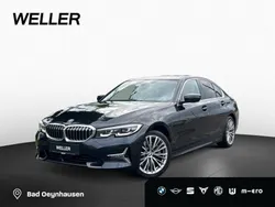 Black sapphire (schwarz) Gebraucht 2020 BMW 330 Luxury Line Limousine | 30.990 € (Fairer Preis)