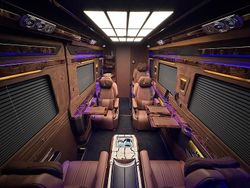 Schwarz Gebraucht 2024 Mercedes Sprinter Van | 219.990 €