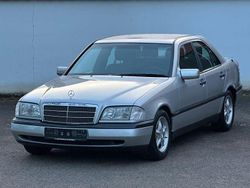 Silber Gebraucht 1996 Mercedes C180 Limousine | 2.499 € (Fairer Preis)