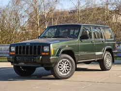 Grün Gebraucht 1998 Jeep Cherokee Limited SUV | 10.500 €