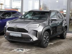 Marlingrau Gebraucht 2024 Toyota Yaris Cross Team SUV | 24.989 €