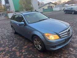 Blau Gebraucht 2010 Mercedes C220 Limousine | 5.600 € (Fairer Preis)