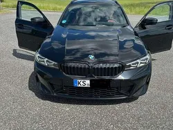 Schwarz Gebraucht 2023 BMW 330 Kombi | 39.800 € (Fairer Preis)