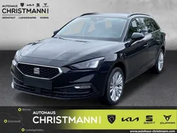 Mitternachtsschwarz Gebraucht 2024 Seat Leon Style Kombi | 27.990 € (Guter Preis)