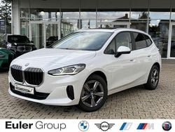 Weiss Gebraucht 2024 BMW 218 Active Tourer Van / Kleinbus | 26.890 € (Superpreis)