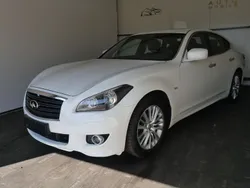 Moonlight white Gebraucht 2014 Infiniti Q70 Limousine | 8.000 €