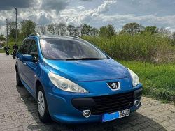 Blau Gebraucht 2006 Peugeot 307 Premium Kombi | 1.300 € (Guter Preis)