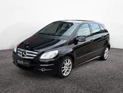 Schwarz Gebraucht 2008 Mercedes B200 Van / Kleinbus | 6.900 € (Fairer Preis)