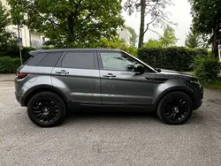 Grau Gebraucht 2019 Land Rover Range Rover evoque Black Edition SUV | 25.000 € (Fairer Preis)