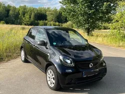 Schwarz Gebraucht 2017 Smart ForFour Kleinwagen | 6.950 €