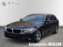 Schwarz Gebraucht 2023 BMW 520 Performance Kombi | 32.690 € (Fairer Preis)
