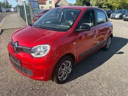 Rot Gebraucht 2022 Renault Twingo Equilibre Kleinwagen | 7.890 € (Guter Preis)