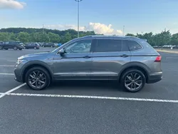 Grau Gebraucht 2023 VW Tiguan Allspace Move SUV | 34.950 € (Guter Preis)