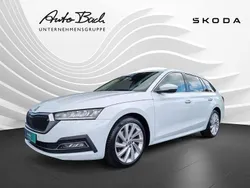Weiß Gebraucht 2022 Skoda Octavia Style Kombi | 24.990 € (Fairer Preis)